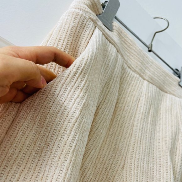 TCEC | NWOT | Corduroy Pocket Shorts | S, M, L | Cream | CP9548 - Picture 4 of 6